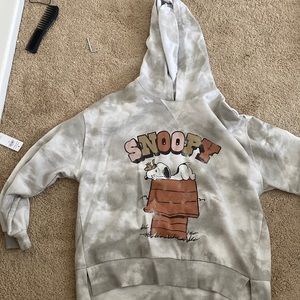 White and grey tie dye hoodie